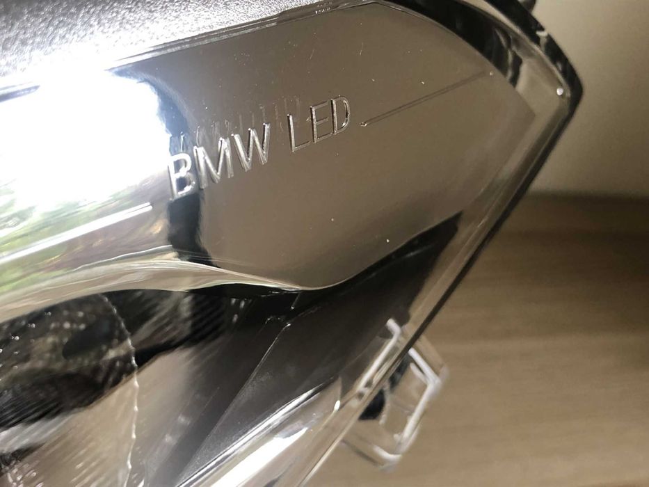 Farol  BMW Série 1 F20/F21  - Série 2 F22/F23 - 2015 - 2019