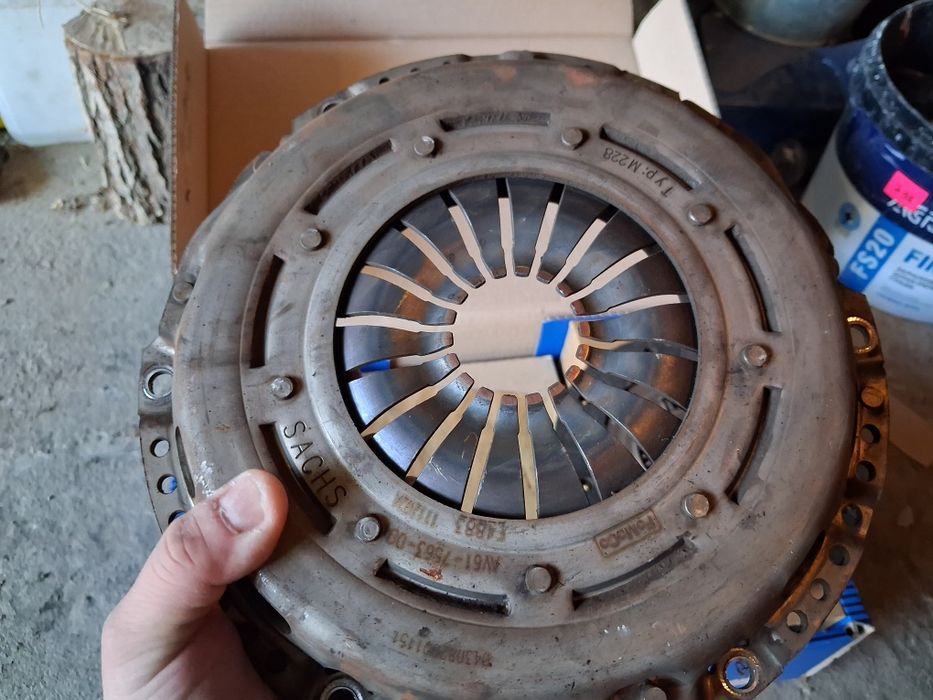 Щеплення форд фокус 3 1.6 бензин