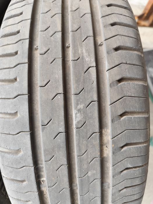 Pneus 185/50r16 Continental EC5 70% piso