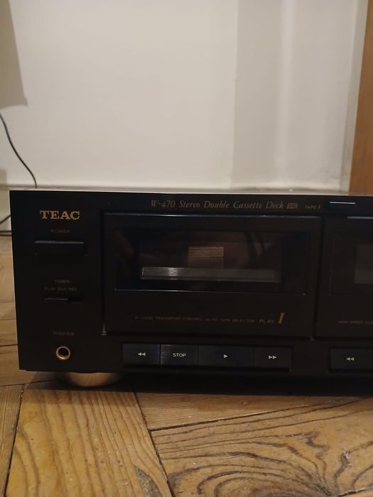 Leitor e gravador de cassetes da Teac