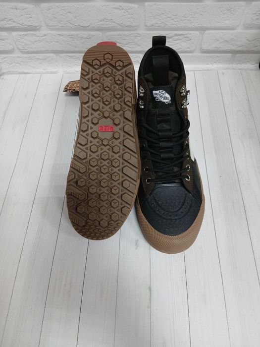 Жіночі зимові чоловічі VANS Gore-tex Sk8-hi Mte-3 Shoes (demitasse/bla