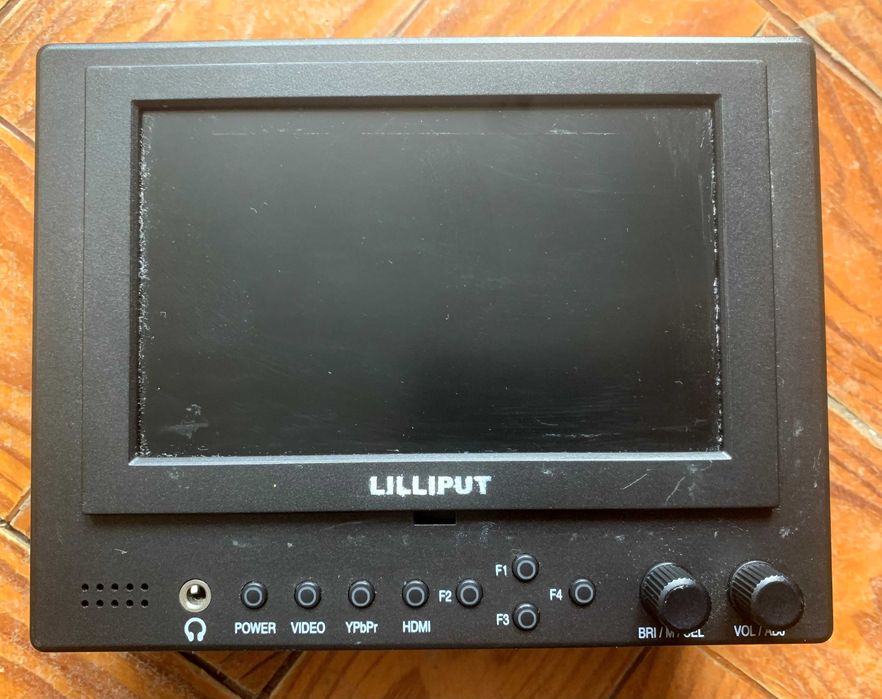 Monitor Liliput 569/O