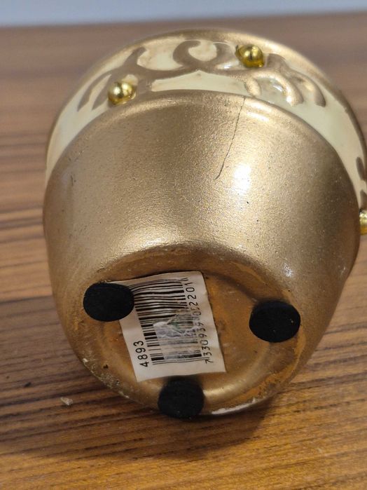 Mała osłonka ceramiczna na doniczkę