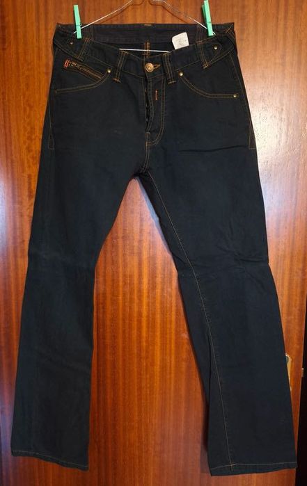 Calças novas Replay. tamanho 40