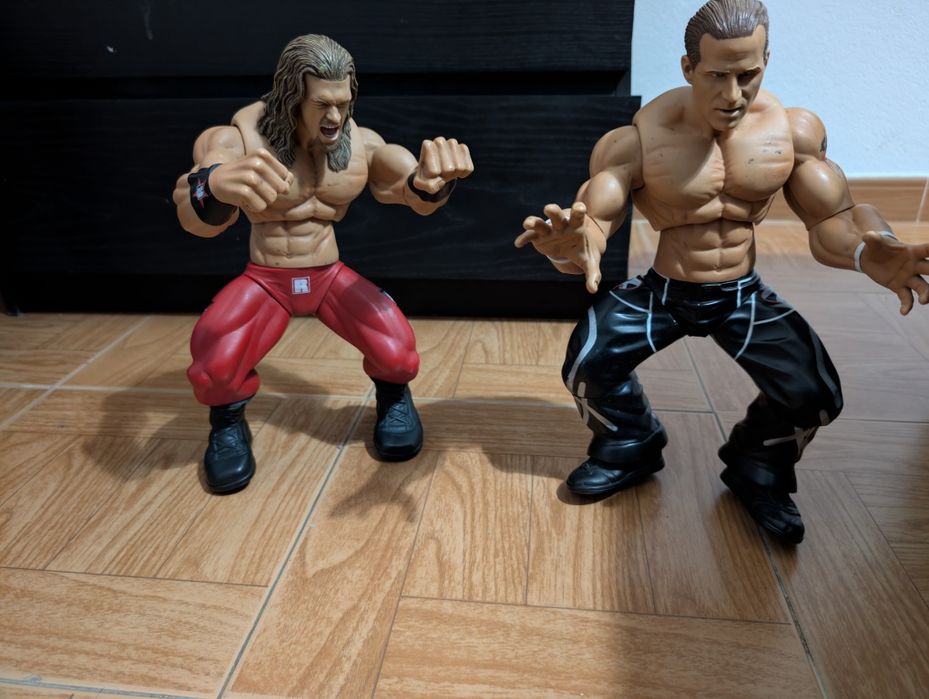 Bonecos a escala wwe