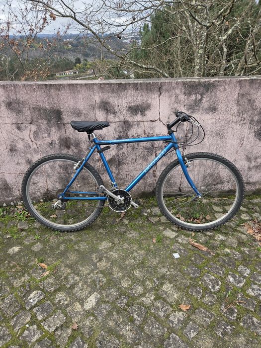 Bicicleta BTT   – Azul