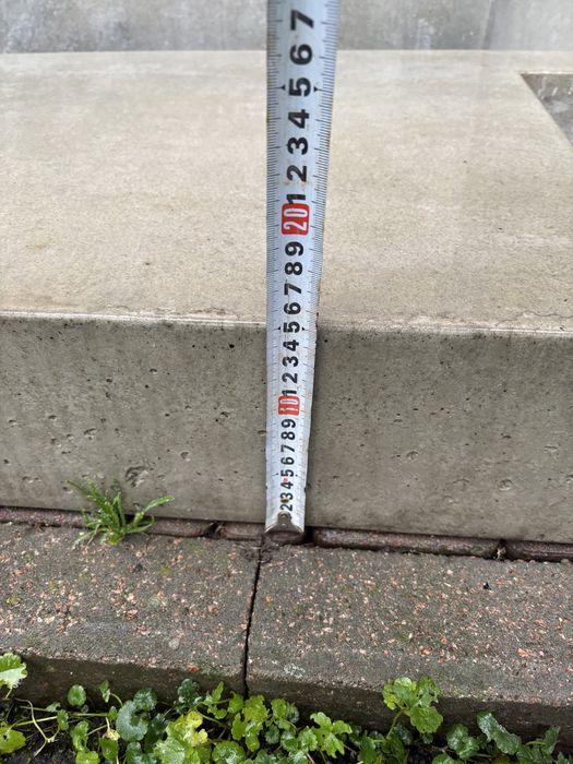 Мойка виготовлена  із бетона на  подвірья