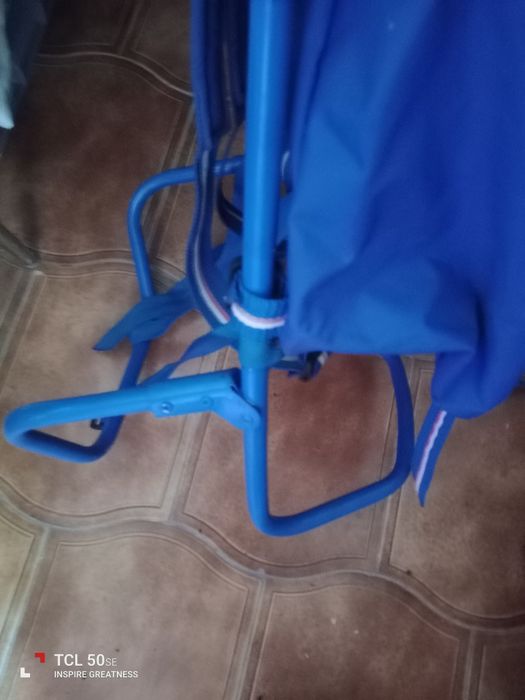 Mochila grande de campismo em bom estado.