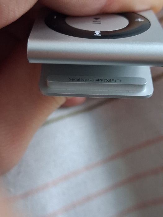 Ipod shuffle 4 2gb ideal