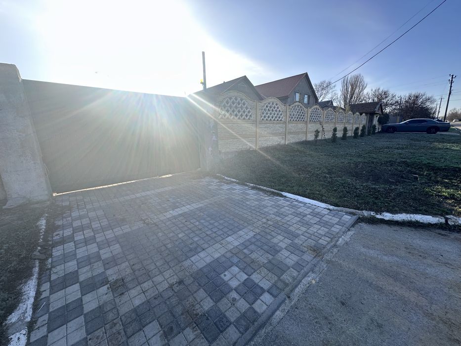 Житловий дім 240м.кв з підвалом - бомбосховищем.
