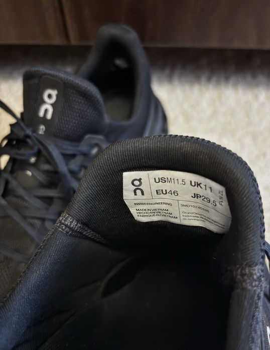 Кросівки on cloudswift 3