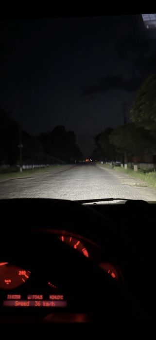 Ремонт фар Заміна скла Установка та заміна лінз bi led білед