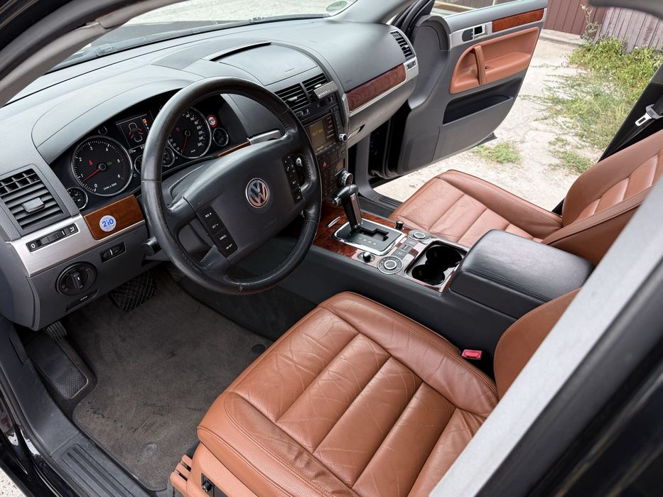 Продам Volkswagen Touareg 3.0 D