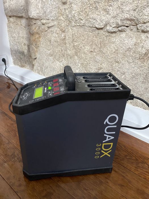 Flash de estudio BOWENS quadX-3000