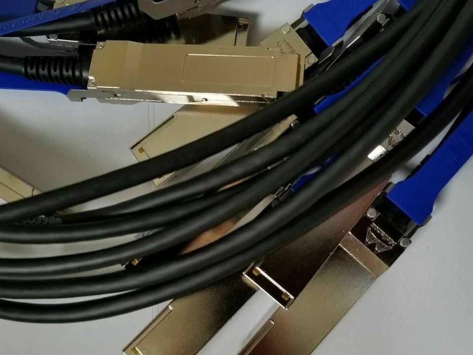 DAC кабель Mellanox MC2206130-003 QSFP+ 40Gb/s, пасивний, 3 м