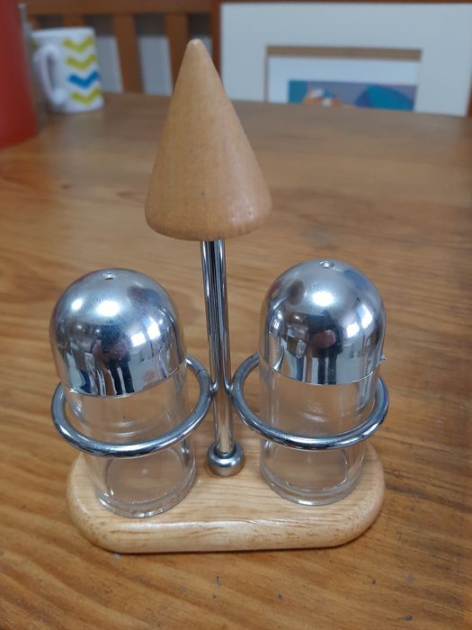 Saleiro e pimenteiro