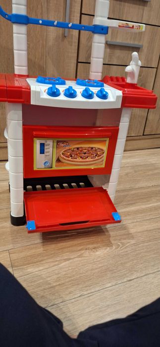 Kuchenka kuchnia dziecięca zabawka  używana