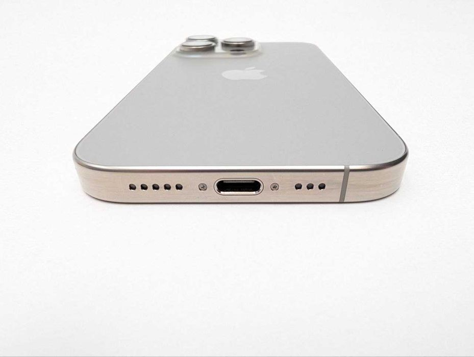 Apple iPhone 16 Pro 128GB Tytan Naturalny