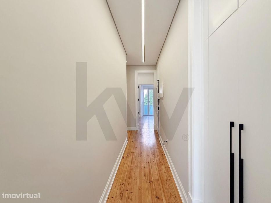 T3 Remodelado | 2 Suites | Closet | Logradouro 35 M2 | Av. Almirante R