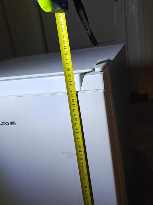 Lodówka praktycznie nowa nie używana