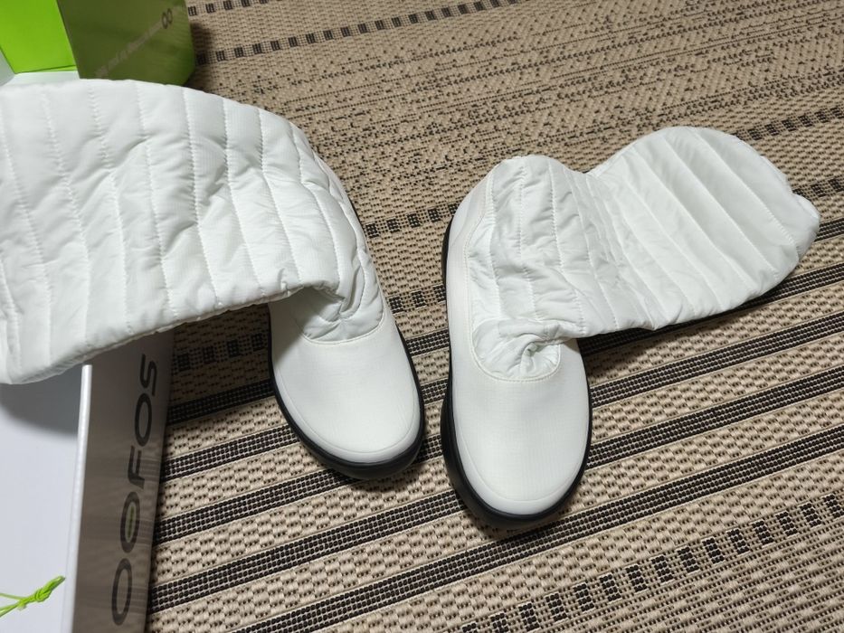 Жіночі високі чоботи ботінки сапожки НОВІ