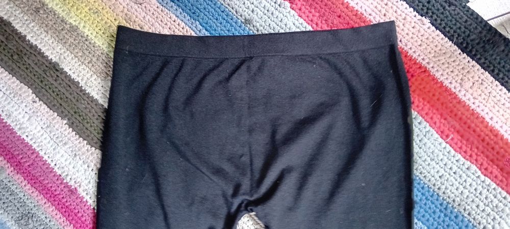 Legginsy z zameczkami Atmosphere 42/44.