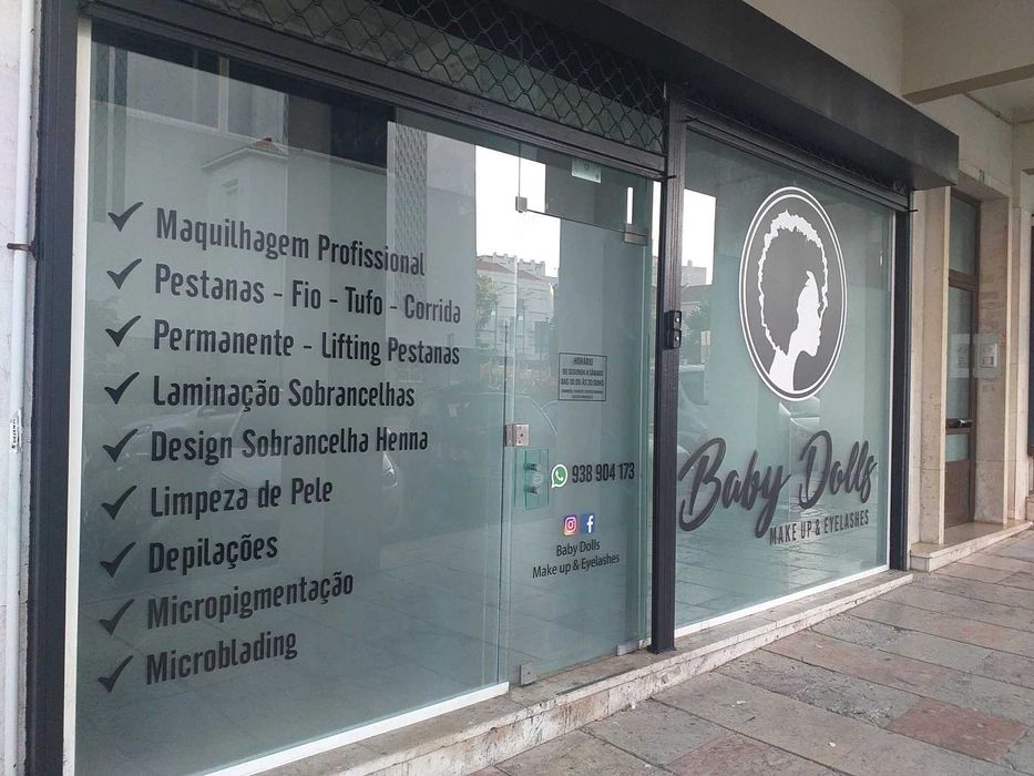 Decoração Montras para Cabeleireiros e Barbearia