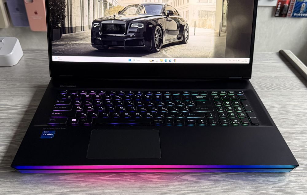 MSI Raider 11UH GE76 / 144Hz / i7 (11) / RAM 32 / RTX 3080 16 GB / 512