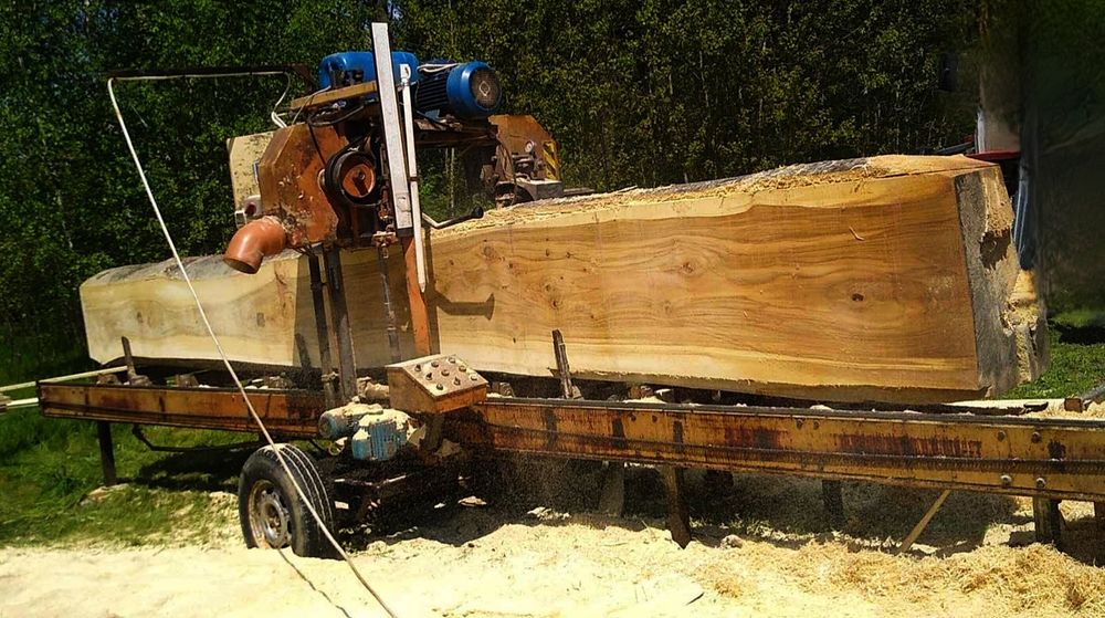 Tartak, trak mobilny objazdowy cięcie drewna u klienta