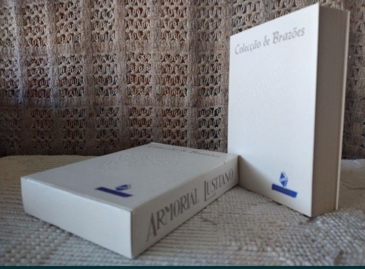 Armorial Lusitano 72 postais - novos na caixa original