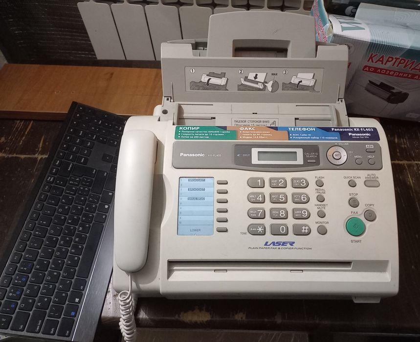 Продам  IP телефон Cisco SPA 303