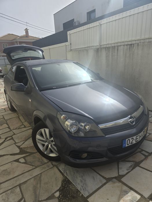 Opel Astra H Gtc 1.7