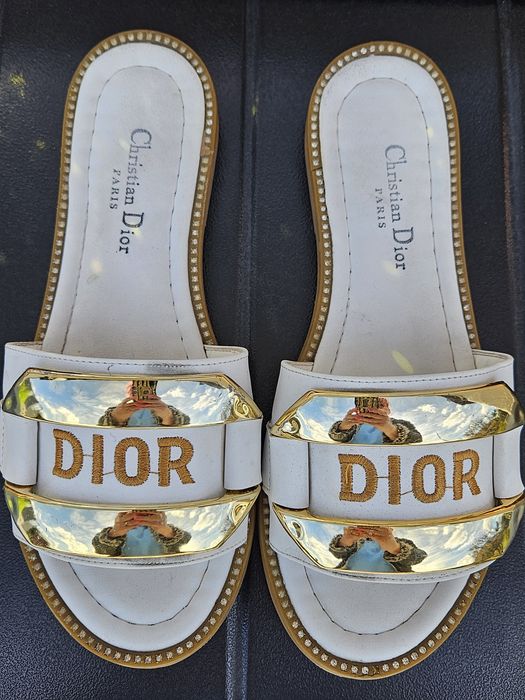 Klapki Białe Logowane Dior 39