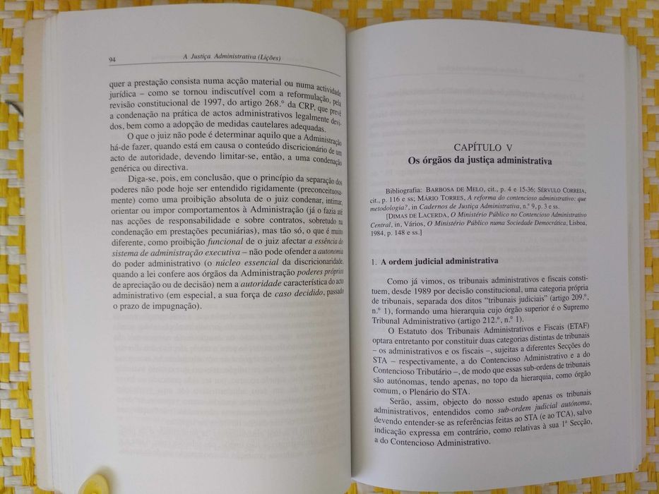 A JUSTIÇA ADMINISTRATIVA
de José Carlos Vieira de Andrade