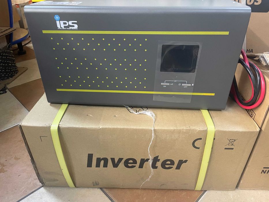 ДБЖ IPS IPS600-SIN-WM (600Вт, 12В, 30А), IPS IPS300-SIN-WM (300Вт)