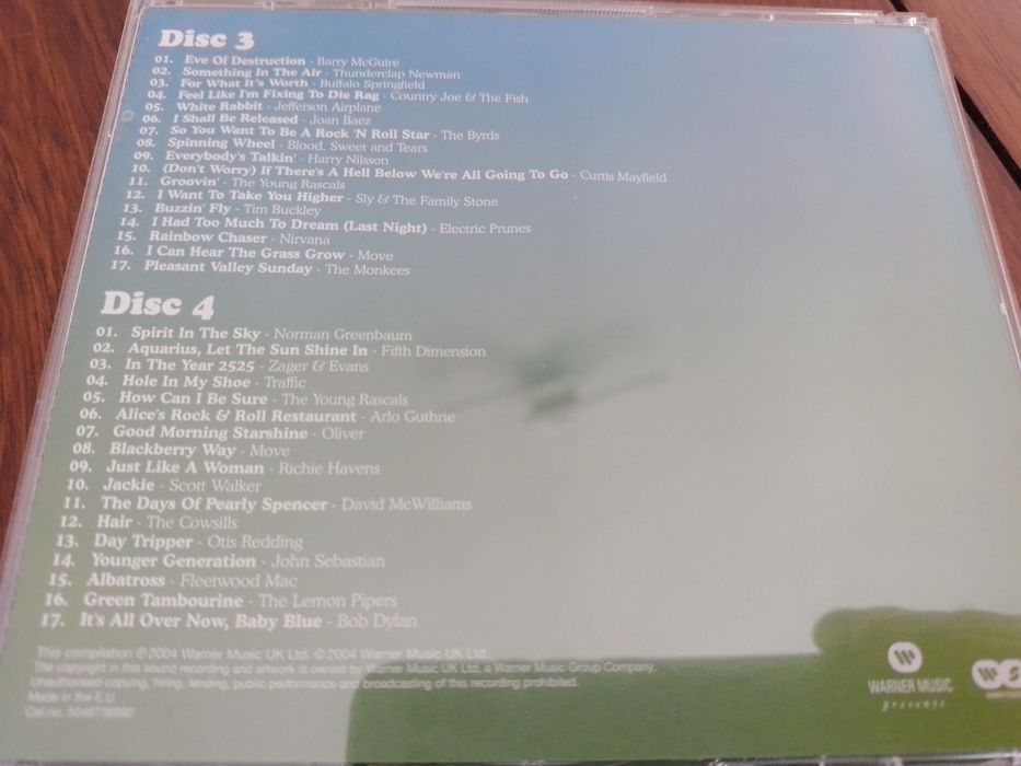 Vendo caixa com 6 cds The Peace & Love Genaration