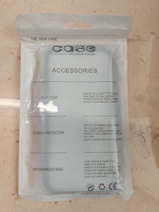 Case etiu iPhone 7 8 se 2020 czarny litera R kwiaty nowy imię