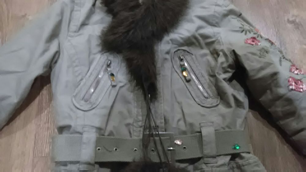 House oryginalna parka khaki rozm.38 zima wyszywana