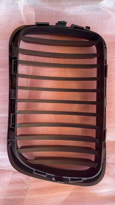 Grelhas frontais pretas e36 fase 2 (96-99)