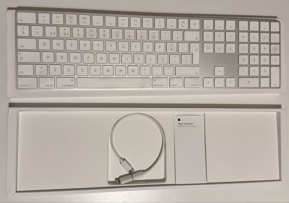 Apple Magic Keyboard PT with Numeric Keypad470648156304199682