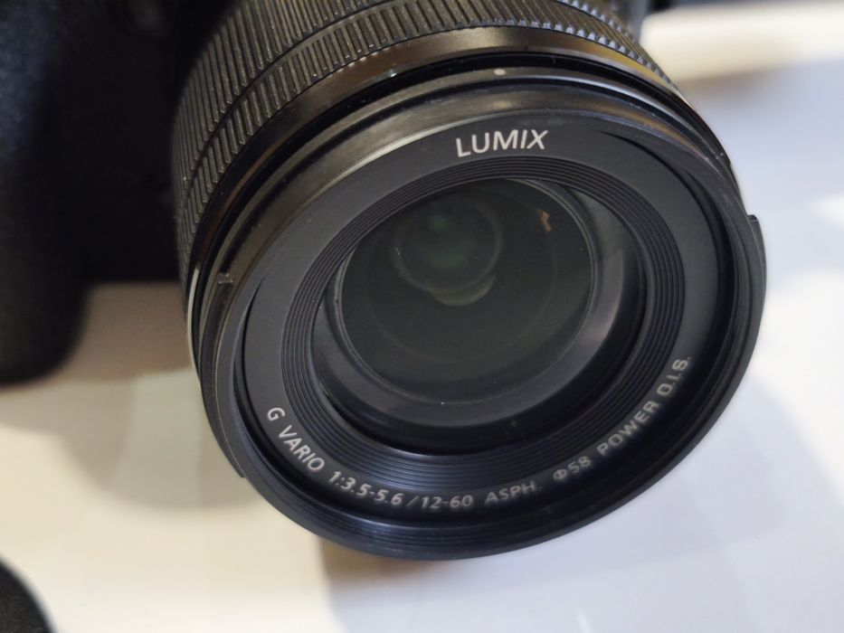 Panasonic Lumix DC G9 plus obiektyw 12-60 mm stan bardzo dobry
