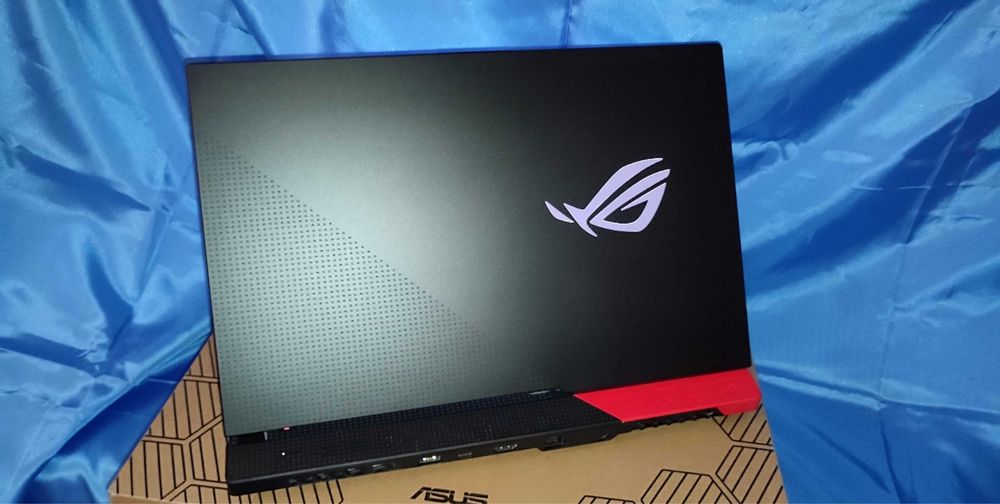 asus-rog-strix игровой ноутбук