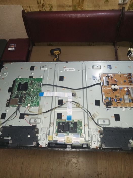 Продам платы запчасти  на телевизор SAMSUNG