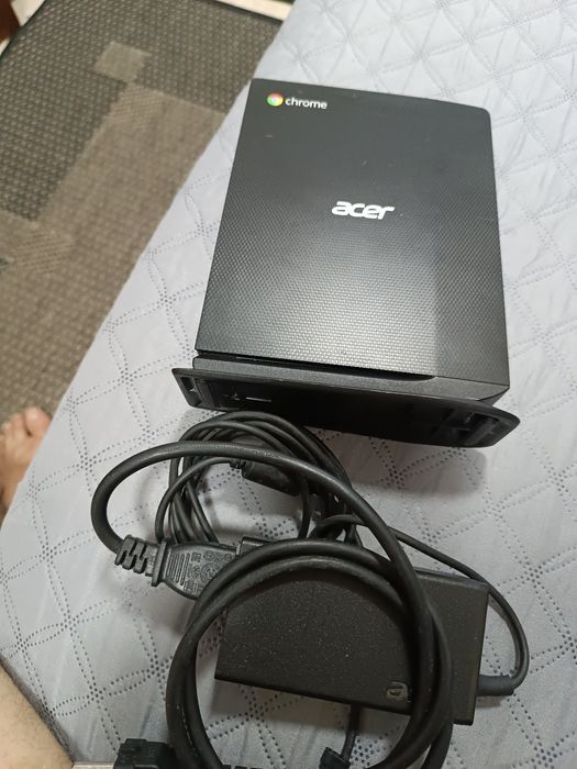 Mini PC Acer Core i3 usado