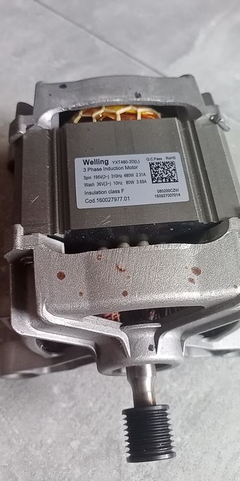 Hotpoint Ariston Aqualtis AQD1071D 69 SILNIK NAPĘDOWY