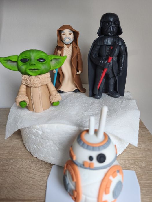 Zestaw figurek Star Wars z masy cukrowej na tort