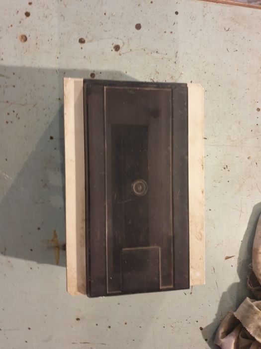 Obudowa skrzynka na bezpieczniki 250x170 mm