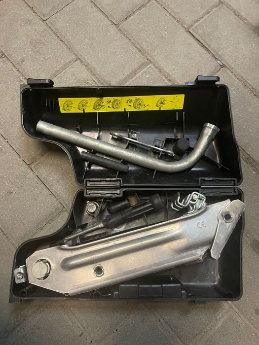 Komplet oryginalnych lewarek klucz Audi A6c5