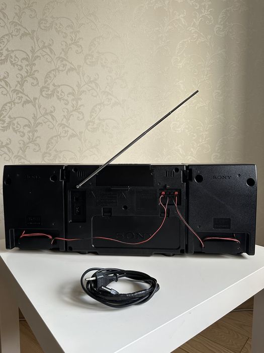 Касетна магнітола Sony CFS-435W 95рік. Бумбокс!