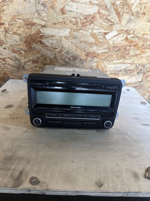 Rádio VOLKSWAGEN GOLF VI